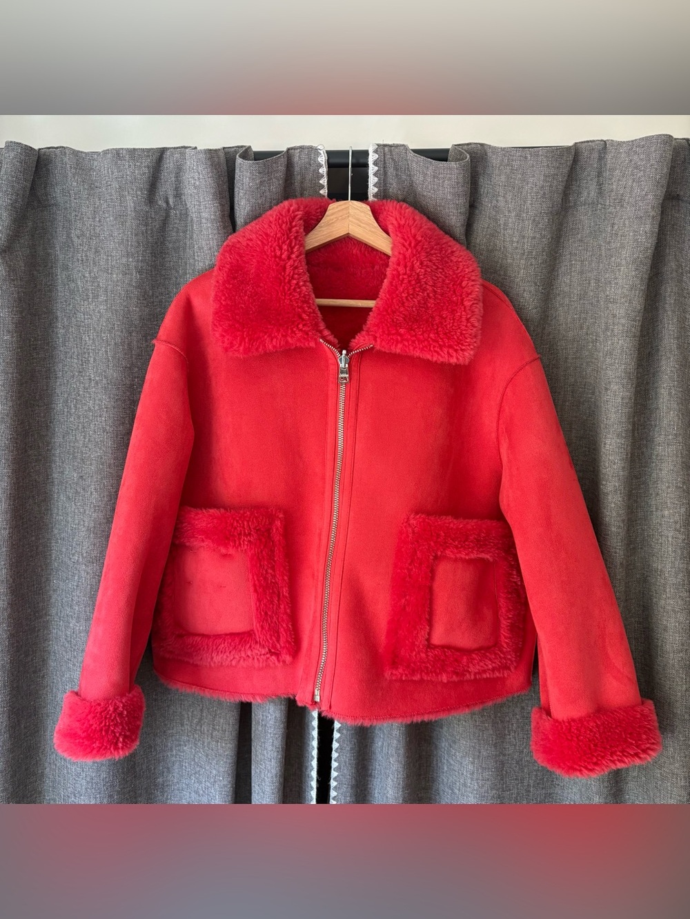 Lisa Says Gah Jakke Red Faux-Shearling Zip Jacket reversible